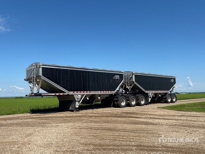 2026 Doepker Legacy 29 ft Tri/A Super B-Train Lead Grain Trailer