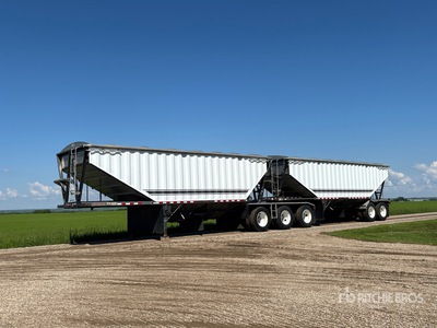 2009 Doepker 29 ft Tri/A Super B-Train Lead Grain Trailer