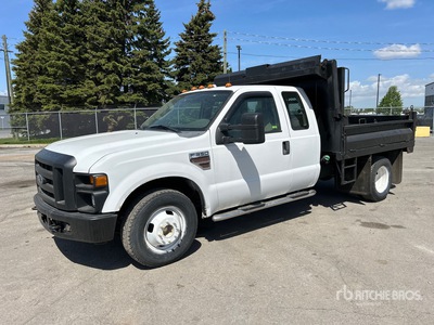 2009 Ford F-350 XL 4x2 Extended Cab Autocarro ribaltabile