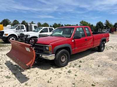 1998 Chevrolet 2500 4x4 Extended Cab Pickup (Inoperable)