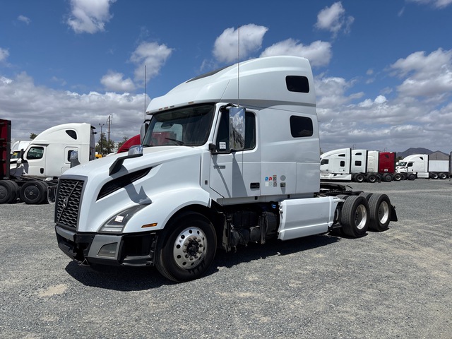 2022 Volvo VNL760 6x4 T/A Sleeper Truck Tractor 2022 Volvo VNL760 6x4 T/A Sleeper Truck Tractor