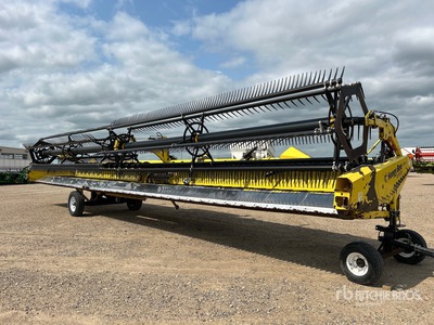 2015 Honey Bee AF240 40 ft Flex Draper Combine Header