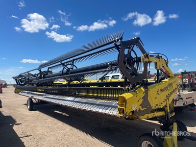 2015 Honey Bee AF240 40 ft Flex Draper Combine Header