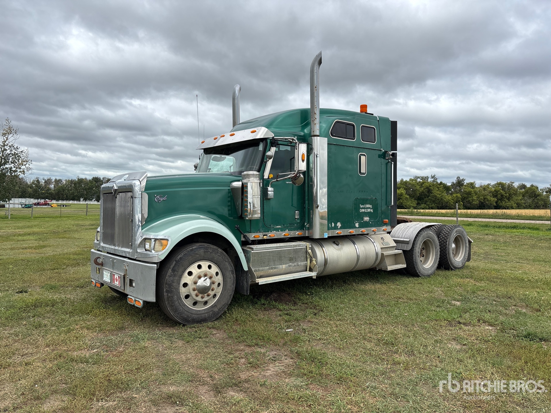 2008 International 9900i Eagle T/A Sleeper Truck Tractor