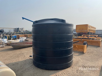 Enduraplas 1750 gal Fertilizer Tank