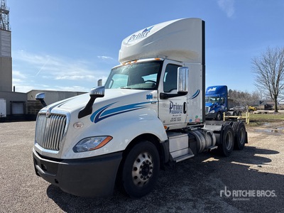 2021 International LT625 6x4 Tracteur routier