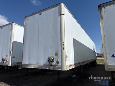 2010 Utility VS2DX 48 ft x 102 in T/A Van Trailer