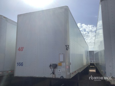 2010 Utility VS2DX 48 ft T/A Remorque fourgon
