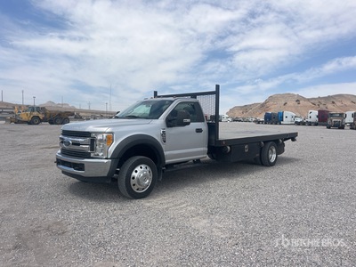 2017 Ford F-550 4x2 Camión Caja Abierta