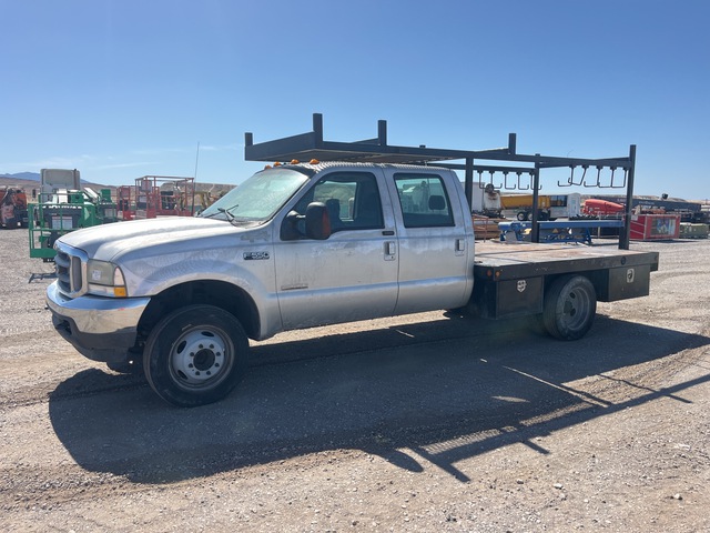 2004 Ford F-550 4x2 Crew Cab Flatbed Truck (Inoperable)