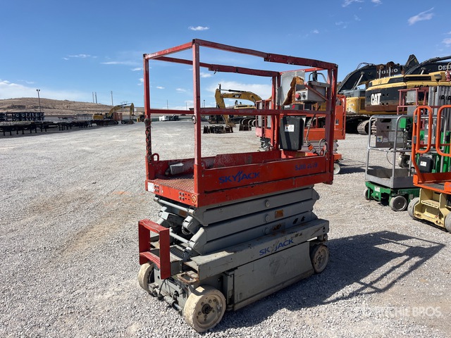 2006 Skyjack SJIII-3219 Electric Scissor Lift