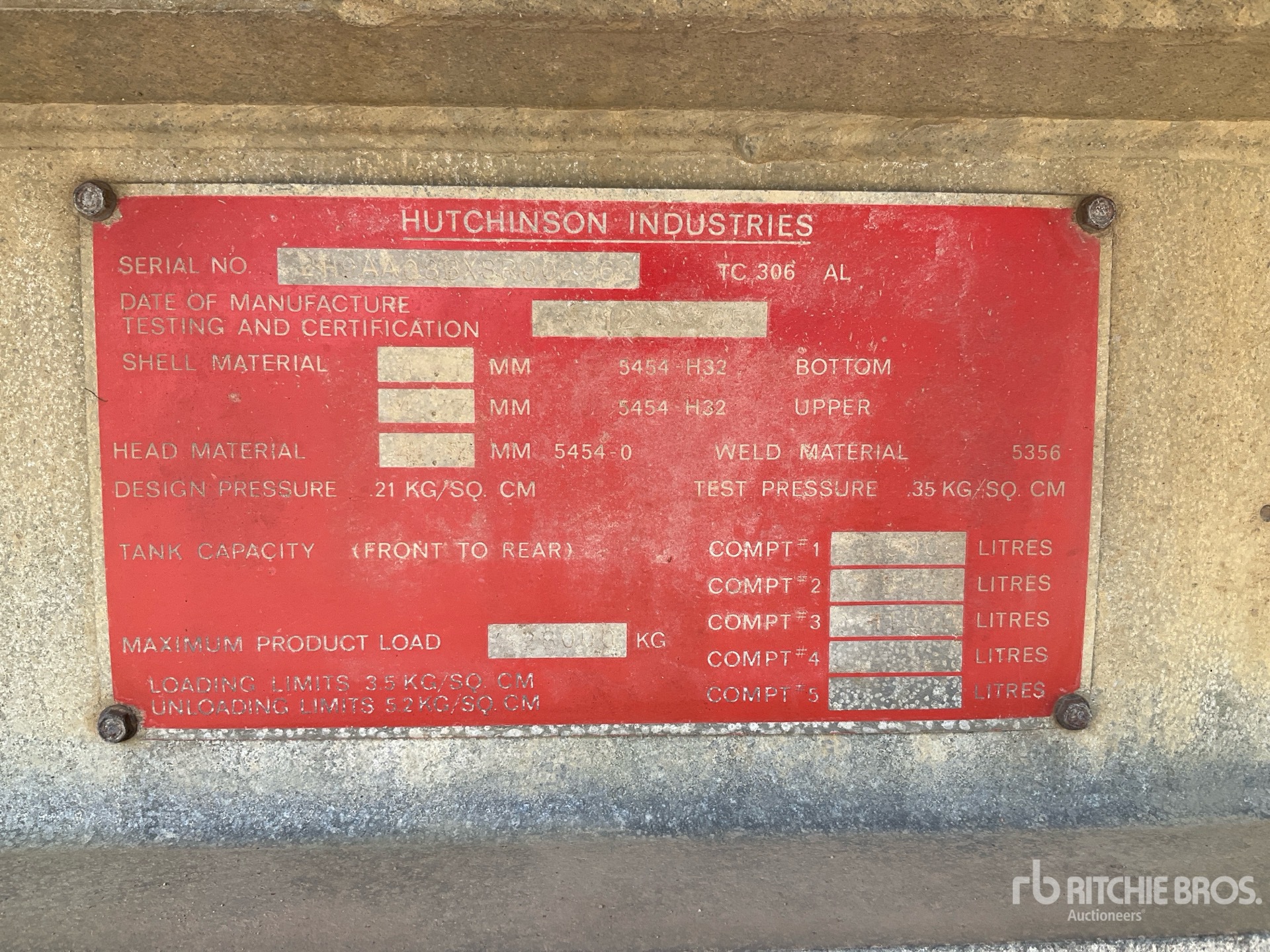 1995 Hutchinson 34 ft T/A Sprayer Tender Trailer