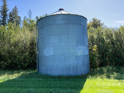 Westland +/- 3000 bu 6 Ring Grain Bin