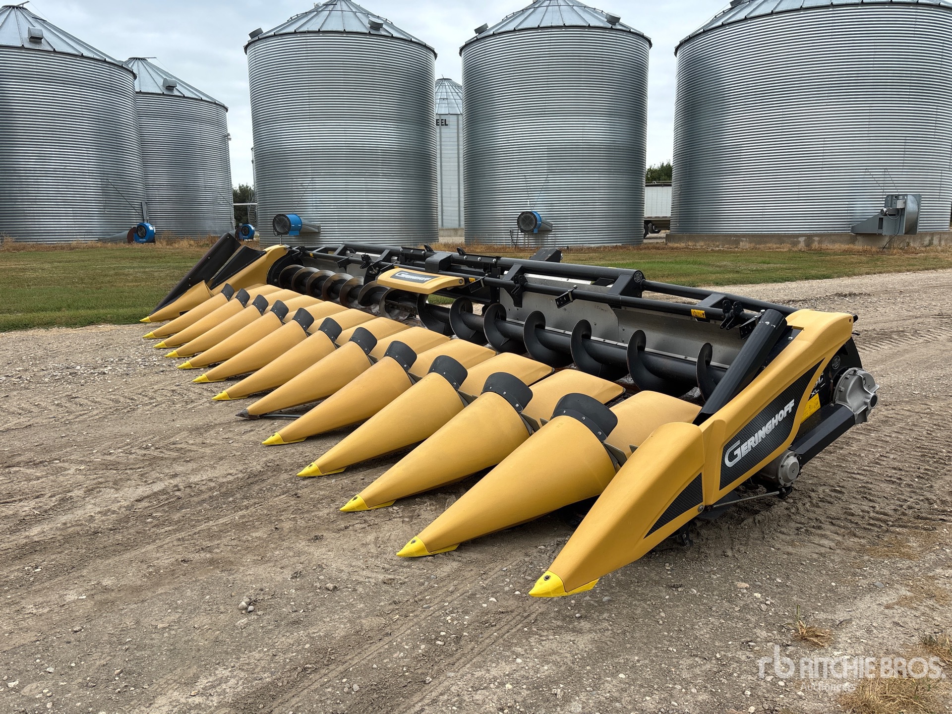 2013 Geringhoff RD 1200B 12 Row 30 ft Corn Combine Header