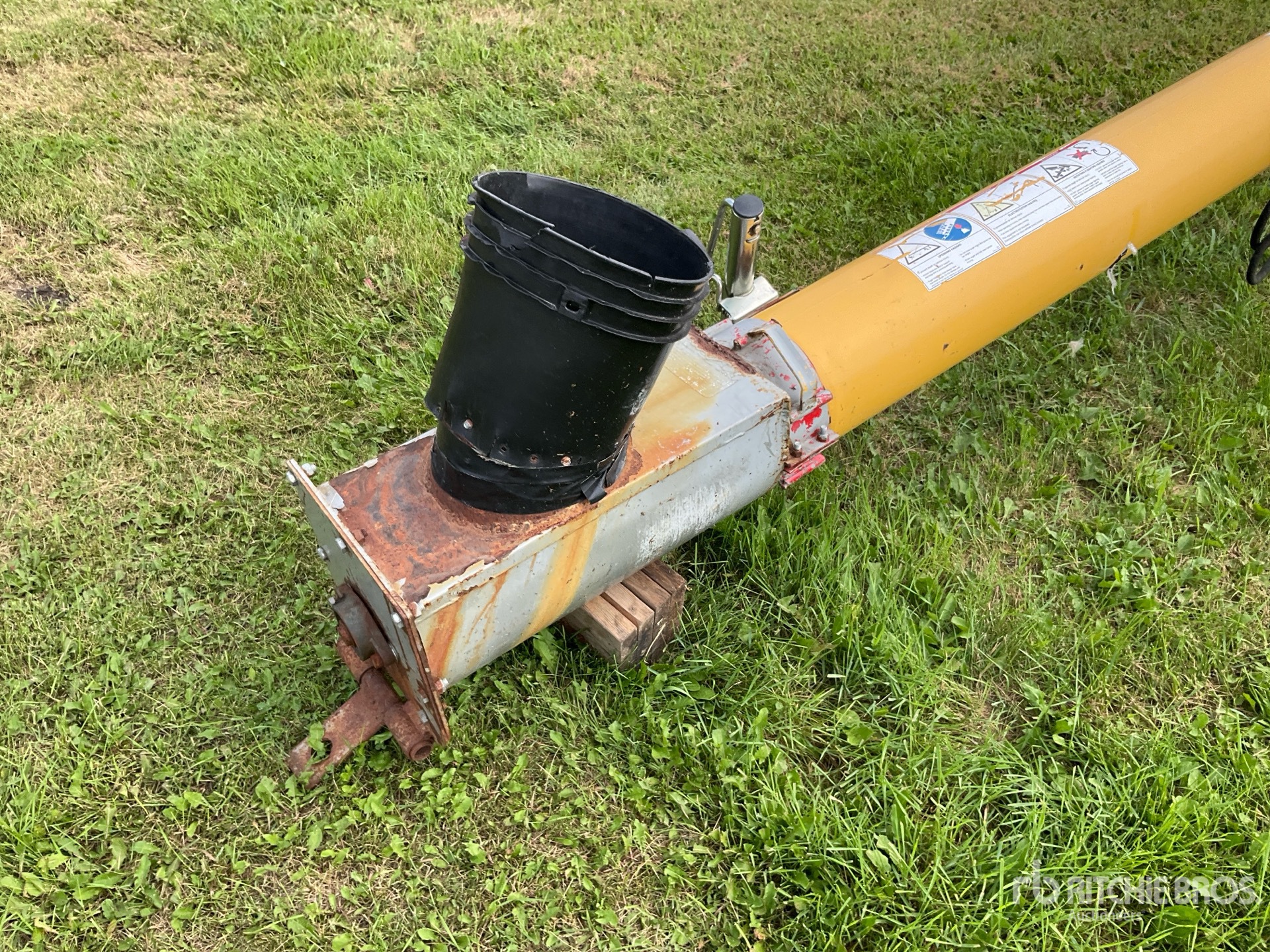 Westfield WR 100-71 10 in x 71 ft Electric Grain Auger