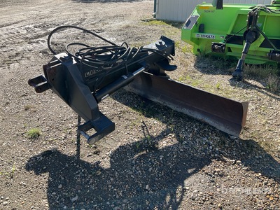 Leon M200 108 in 4-Way 3 Pt Blade Attachment