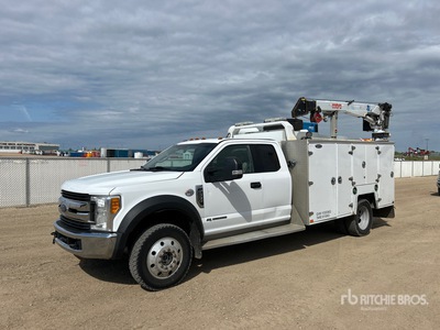 2017 Ford F-550 XLT 4x4 Extended Cab Service Truck