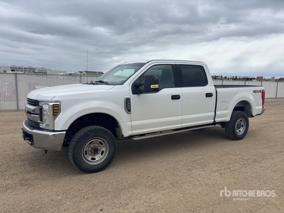 2019 Ford F-350 4x4 Crew Cab Pickup