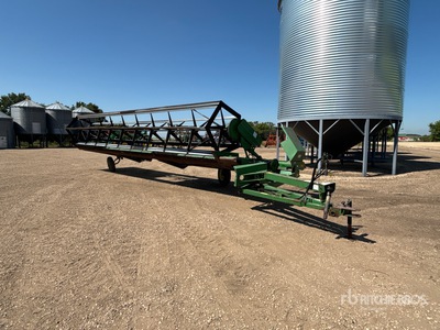 John Deere 590 30 ft Pull Type Swather Schwadleger