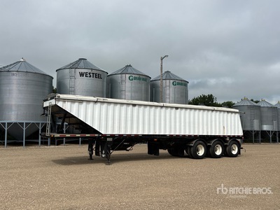 2001 Advance 42 ft Tri/A Getreideanhänger