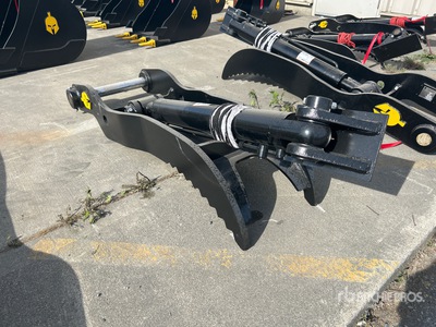 Dynamic Entities 45 in Hydraulic Excavator Thumb