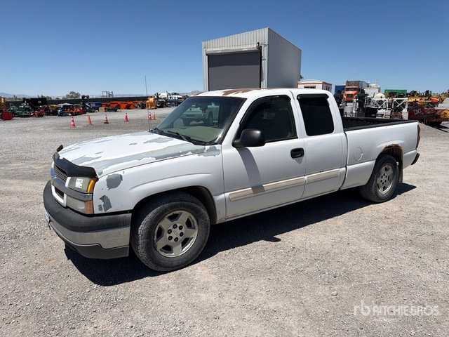 2005 Chevrolet Silverado 1500 4x2 Extended Cab Pickup