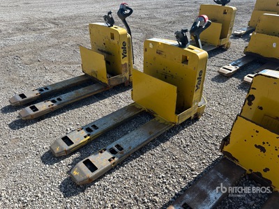 2022 Yale MPW065-E 6500 lb Electric Pallet Jack
