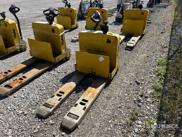 2022 Yale MPW065-E 6500 lb Electric Pallet Jack
