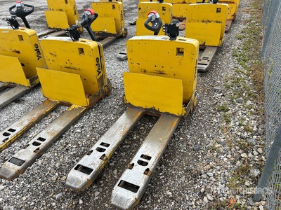 2022 Yale MPW065-E 6500 lb Electric Pallet Jack