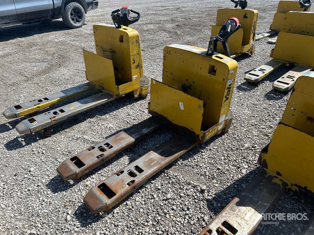 2022 Yale MPW065-E 6500 lb Electric Pallet Jack