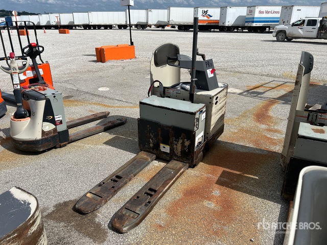 2021 Crown PR4500-60 6000 lb Electric Pallet Jack
