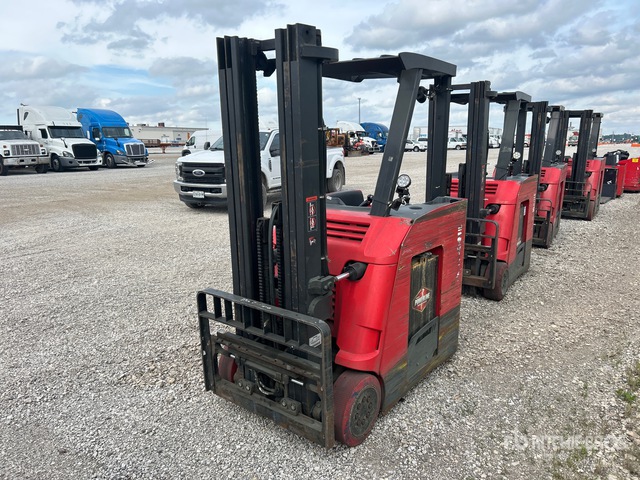 2022 Raymond 425-C35TT 3500 lb Reach Truck