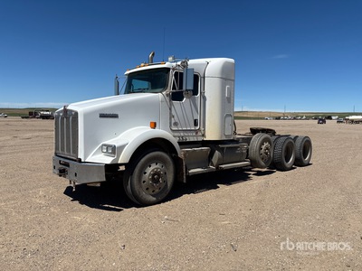 2018 Kenworth T800 8x4 Cabeza Tractora Cabina Dormitorio