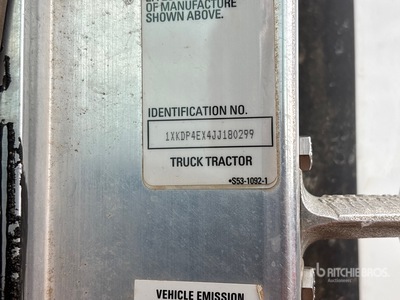 2018 Kenworth T800 8x4 38" Tracteur Routier Couchette