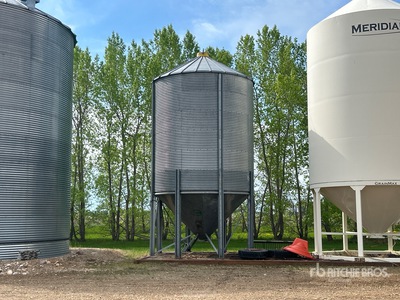 Westeel +/- 2200 bu 6 Ring Hopper Grain Bin