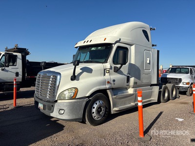 2015 Freightliner Cascadia 125 6x4 T/A Sleeper Truck Tractor