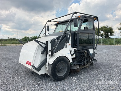 2009 Elgin Sweeper Pelican NP Camion Barredora / Autocarro spazzatrice