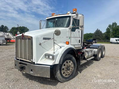2013 Kenworth T800 6x4 T/A Day Cab Truck Tractor