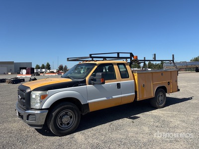 2011 Ford F-350 4x2 Extended Cab Nutzkraftwagen