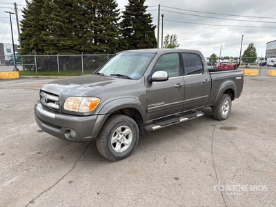 2005 Toyota Tundra SR5 4x4 Crew Cab Pickup