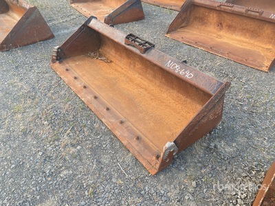80 in General Purpose Skid Steer Bucket
