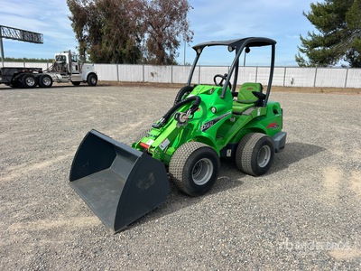 2022 Avant 528 Wheel Loader