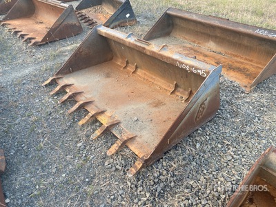 67 in General Purpose Skid Steer Bucket