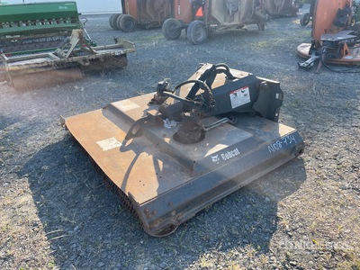 2015 Bobcat 72 in Desbrozadora para minicargadora