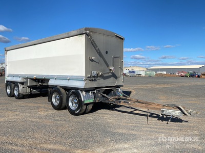 2016 Sloanebuilt 8 m Quad Dog End Dump Trailer