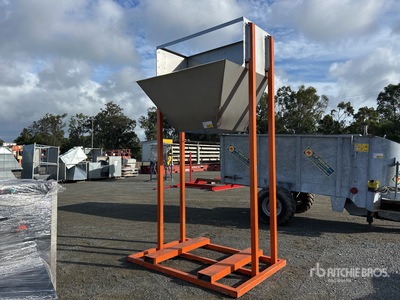 Skid Mounted Hopper