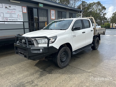 2018 Toyota Hilux SR 4x4 Dual Cab Pickup