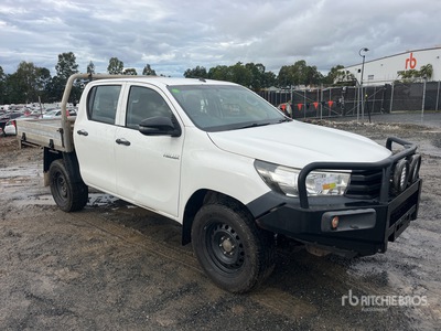 2018 Toyota Hilux SR 4x4 Dual Cab Pickup