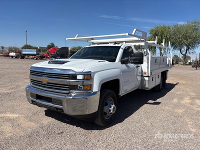 2018 Chevrolet Silverado 3500HD 4x2 Flatbed Truck