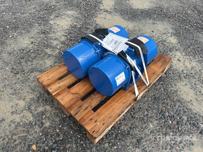NT 599-6 F600-6-3.4 QTY of 2 Viberations Motoren , 980 U/min , 1,7 KW , 220/380V 50Hz M10005823 Moteur (Unused)